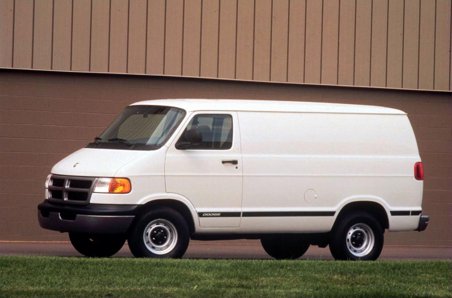  Dodge Ram Van Wagon 1994 года  (фото 7 из 22)